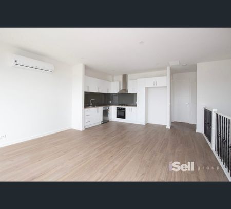 2/63 Royal Avenue, Springvale, Vic 3171 - Photo 5