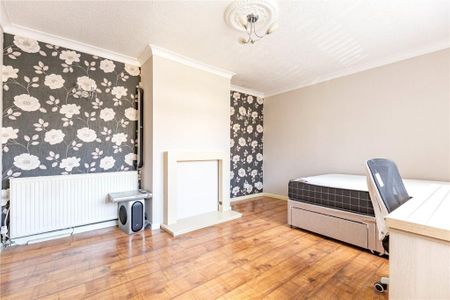 4 bedroom house to rent - Photo 3
