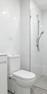 Modern Studio Apartment - Photo 4