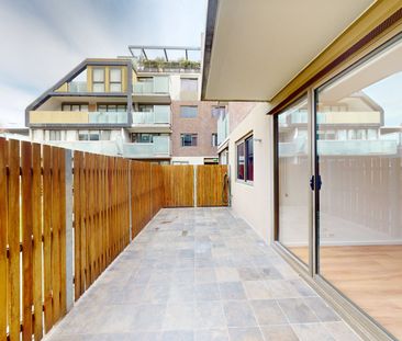 Fitzroy Living. Big Terrace Energy. - Photo 1
