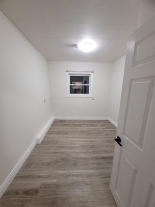 For Lease - 189 King Street Unit# Front, Chatham-Kent, Ontario - Photo 1