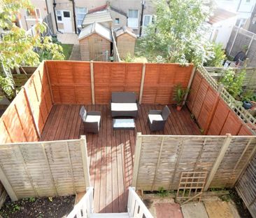 1 bedroom in a house share to rent - Photo 3