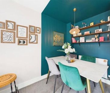 2 bedroom semi-detached bungalow to rent - Photo 3