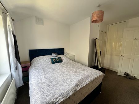 3 bedroom detached house to rent - Photo 5