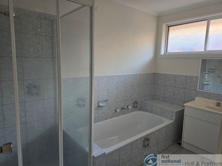 5 Fernshaw Gardens, Hallam - Photo 5