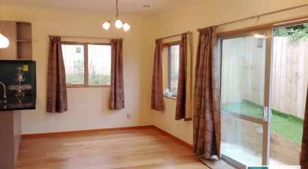 Mount Roskill, 4 bedrooms - Photo 5