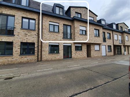 Ruim duplex appartement met 3 slaapkamers en garage - Photo 2