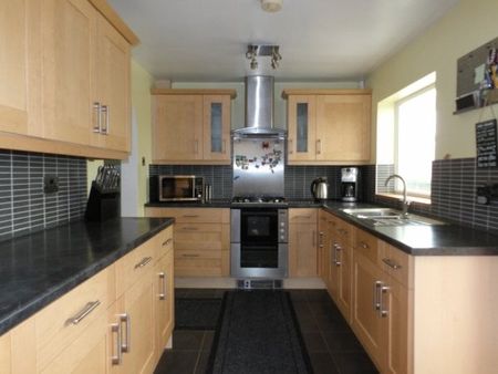 Curzon Close, Mansfield, NG21 - Photo 4