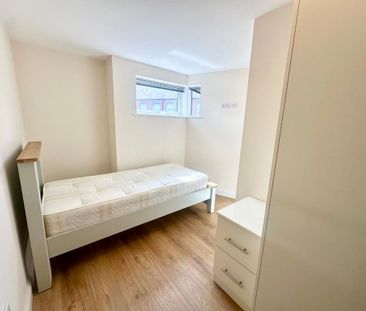 2 bedroom apartment to rent - Photo 6