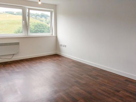 Parkwood Rise, Keighley - Photo 3