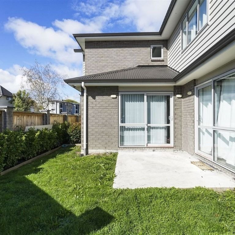 1e/47 Helena Road, Hillcrest — - Photo 1