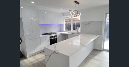 ON HOLD - Freshly Renovated Family Home - Ready to Move In! - Photo 3