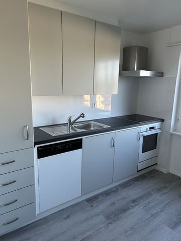 3.5 Zimmerwohnung in Giffers - Photo 3