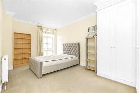 Gillespie House, Holloway Drive, Virginia Water, Surrey, GU25 4SU - Photo 5