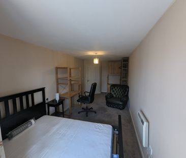 Room in a Shared Flat, Fishponds Road, BS5 - Photo 3