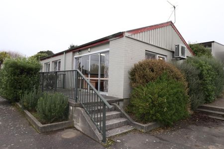 Bedroom on Ness Street - Photo 4