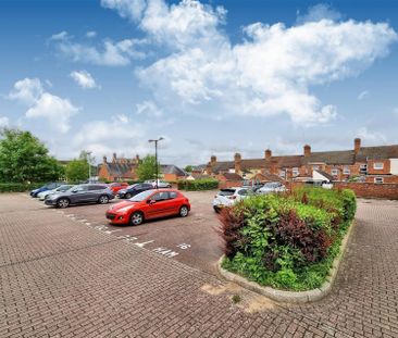 1 Bedroom Flat to Rent in Denbeigh House, Rectory Road, Rushden, NN10 - Photo 3