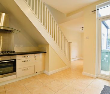 2 bedroom terraced house to rent - Photo 5
