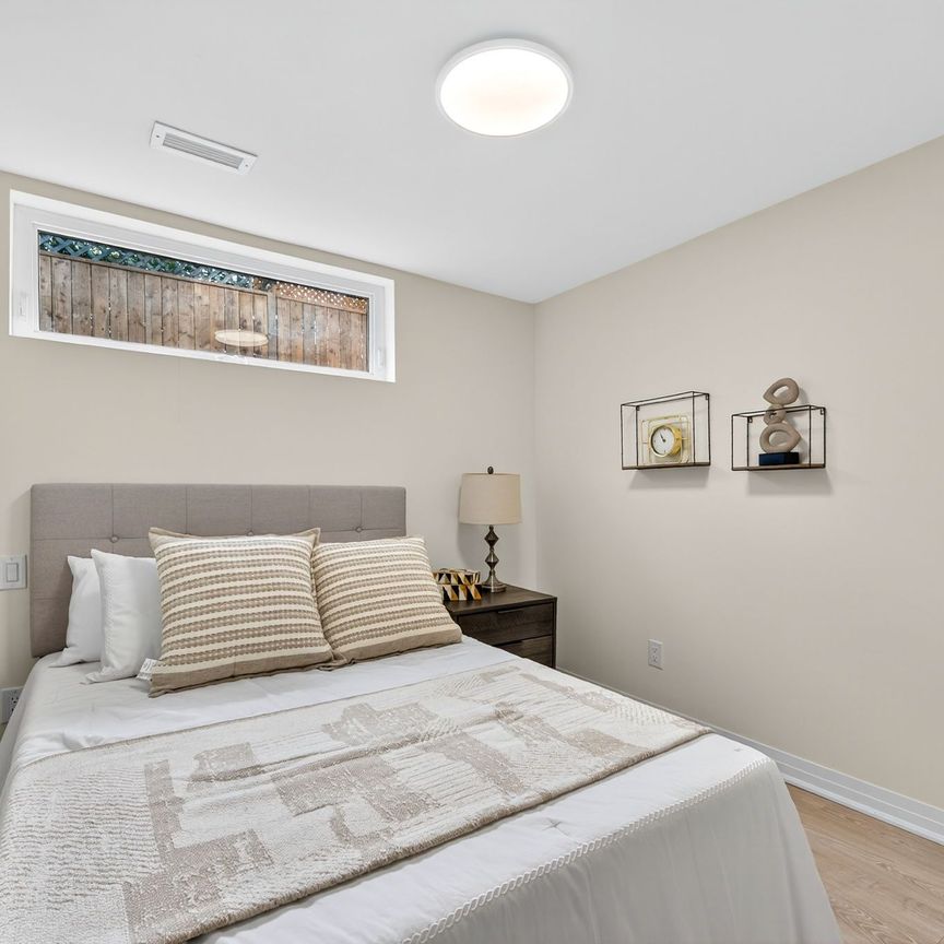 For Lease - 31 Harrow Drive Unit# R, Toronto, Ontario - Photo 1