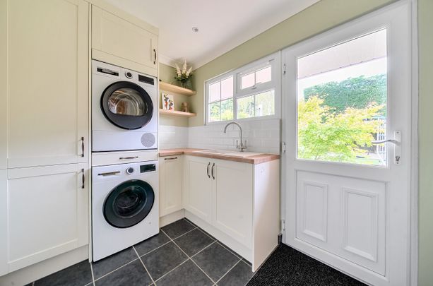4 bedroom house to rent - Photo 1