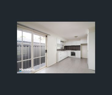 1/27 Greenwood Drive, Carrum Downs, Vic 3201 - Photo 5