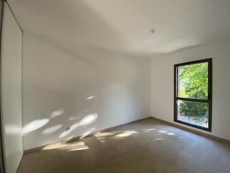 Location Appartement 2 pièces 49m² VALENCE 26000 - Photo 3