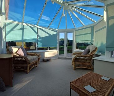 4 bedroom detached house to rent - Photo 1