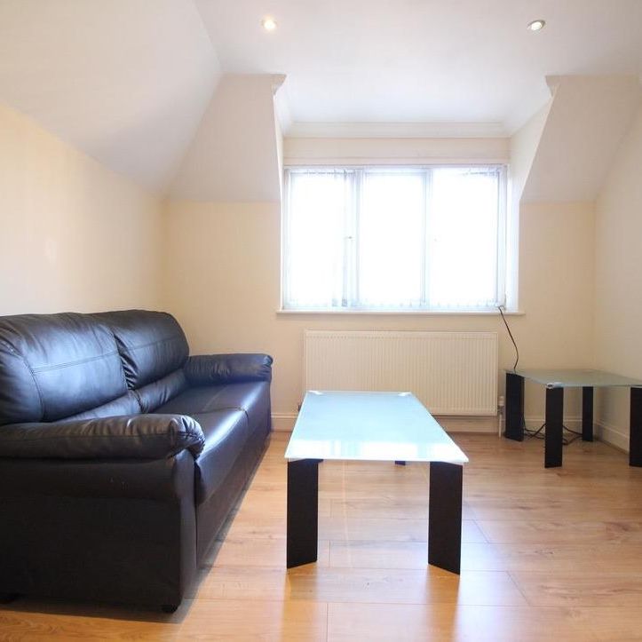 Langley Road, Slough - Photo 1