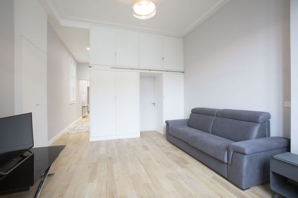 Location Appartement 1 pièce 38m² PARIS 16ème - Photo 1
