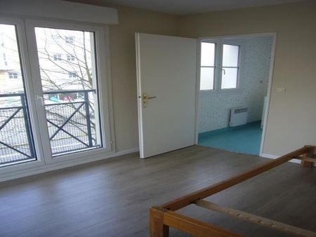 Location Appartement 2 pièces 37m² LILLE 59800 - Photo 2