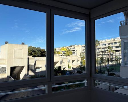 TWO-BEDROOM APARTMENT – ALICANTE - Photo 3