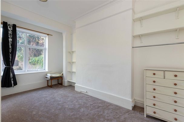Grosvenor Gardens, Newcastle, Staffordshire, ST5 - Photo 1