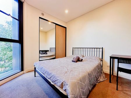 8 Kingsborough Wy, Sydney - Photo 5