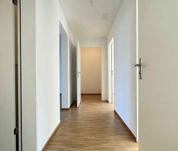 Lichtdurchflutete, moderne Wohnung an idyllischer Lage - Photo 1