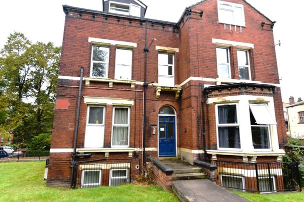 1 bedroom Flat in Midland Road, Leeds - Photo 1