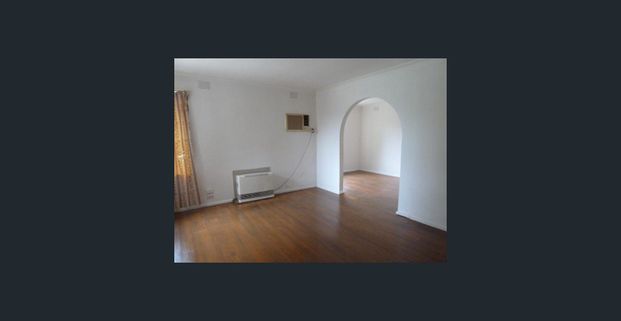 Prime Location - Photo 1