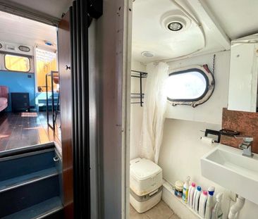 1 Bed House Boat, Rope Street, SE16 - Photo 4