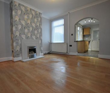 2 bedroom terraced house to rent - Photo 2