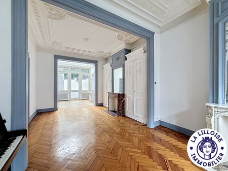Location Maison 8 pièces 205m² - Photo 3