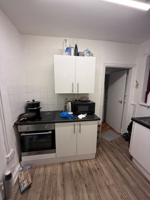 2 Bed Flat, Coventry, CV3 - Photo 1