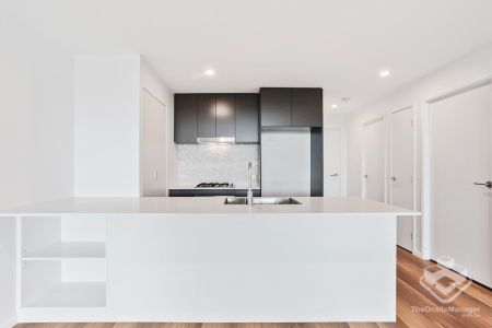 Parkside Living in the Heart of Chermside Available from 1 September 2026 for AUD$795 per week - Photo 5