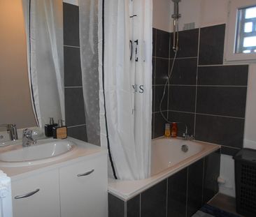 Location Appartement 3 pièces 59m² - Photo 5