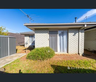 124A Rokewood Crescent, Meadow Heights, Vic 3048 - Photo 5