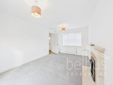 4 bedroom detached house to rent - Photo 2