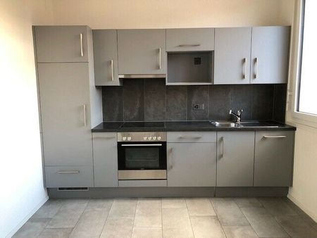 For rent, nice 2-room apartment, Combe-Grieurin 37b, La Chaux-de-Fonds - Foto 3