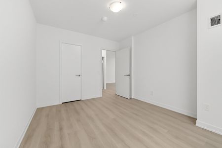 For Lease - 251 Manitoba Street Unit# 403, Toronto, Ontario - Photo 4