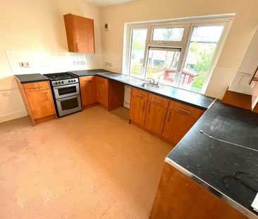 3 bedroom maisonette to rent - Photo 4