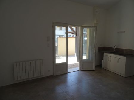 Location appartement 1 pièce, 21.09m², Bourg-en-Bresse - Photo 2