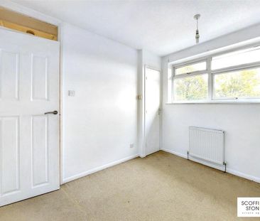 2 bedroom semi-detached house to rent - Photo 5