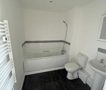 2 bedroom flat to rent - Photo 6